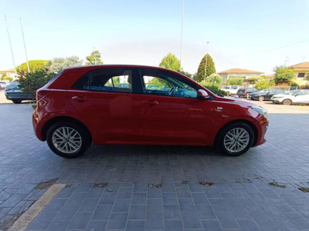 Kia Rio usata a Pisa (16)