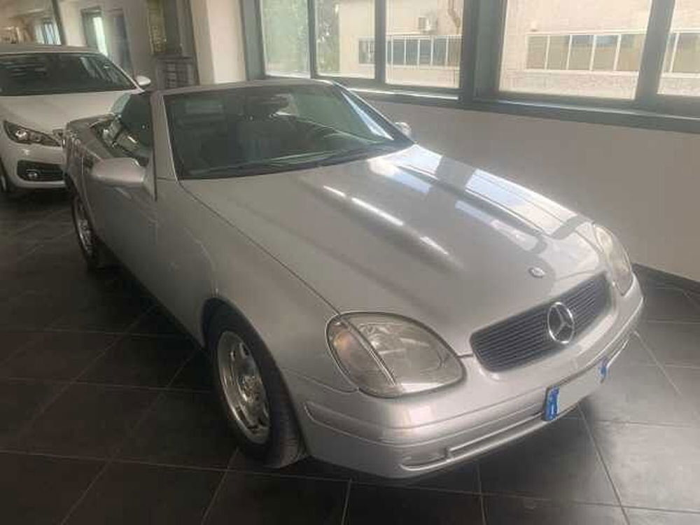 Mercedes-Benz SLK usata a Roma (9)