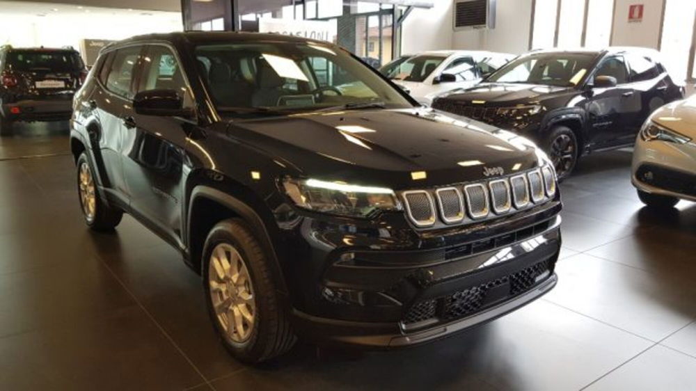 Jeep Compass nuova a Modena (8)