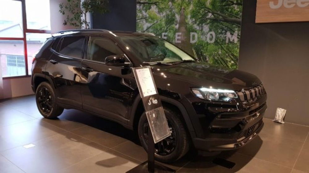 Jeep Compass nuova a Modena (2)