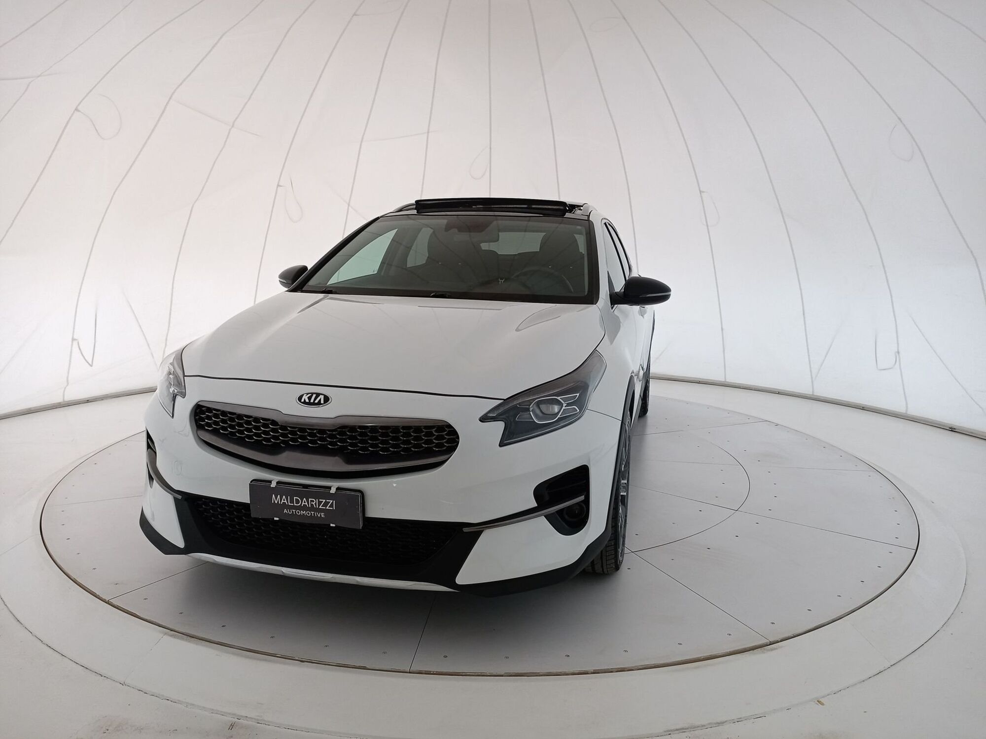 Kia XCeed 1.6 CRDi 136 CV Evolution del 2020 usata a Bari