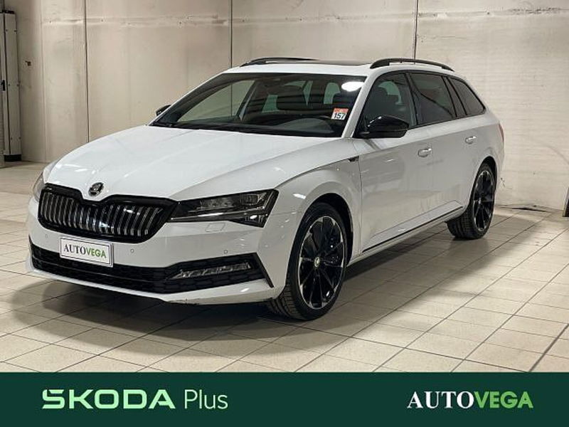 Skoda Superb Station Wagon 1.4 TSI Plug-In Hybrid DSG Wagon SportLine del 2023 usata a Vicenza