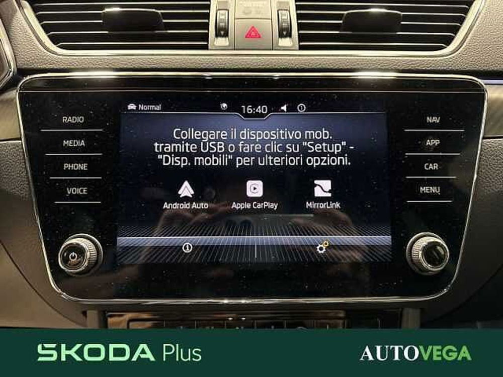 Skoda Superb nuova a Vicenza (12)