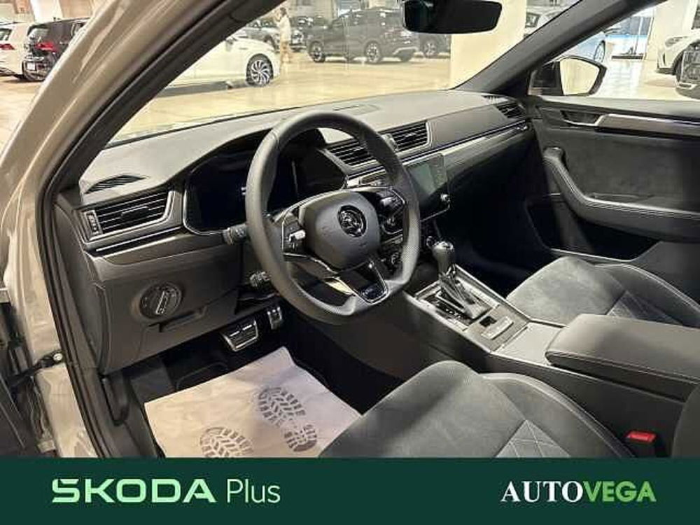 Skoda Superb nuova a Vicenza (7)