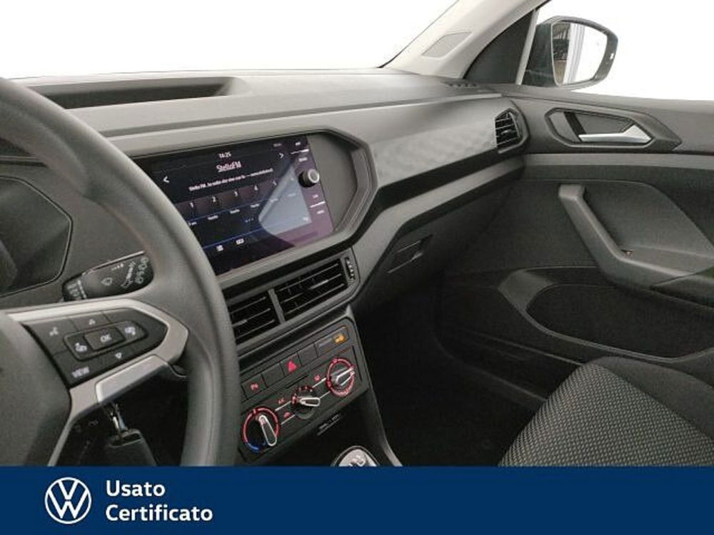 Volkswagen T-Cross usata a Vicenza (11)