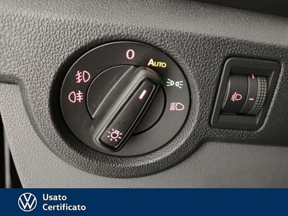 Volkswagen T-Cross usata a Vicenza (15)