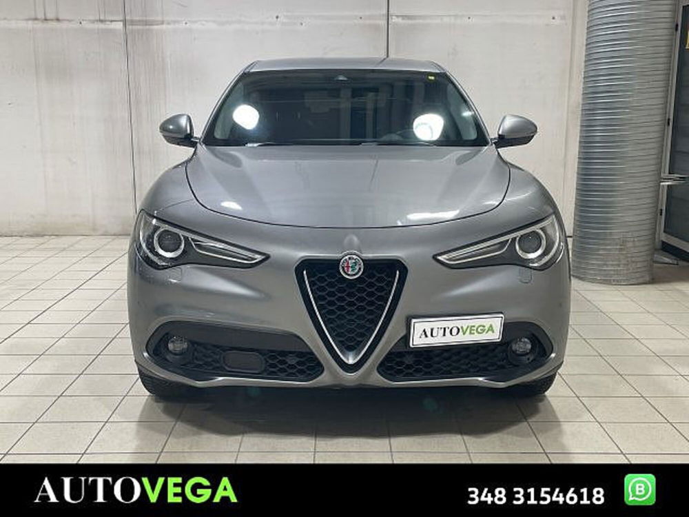 Alfa Romeo Stelvio usata a Vicenza (2)