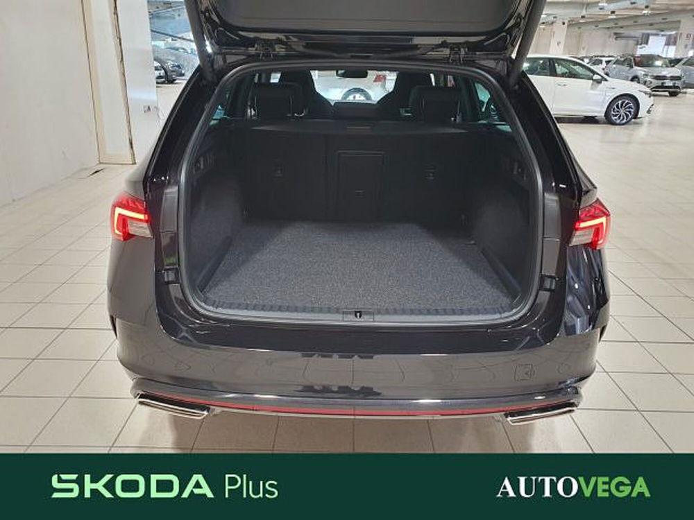 Skoda Octavia Station Wagon nuova a Vicenza (15)