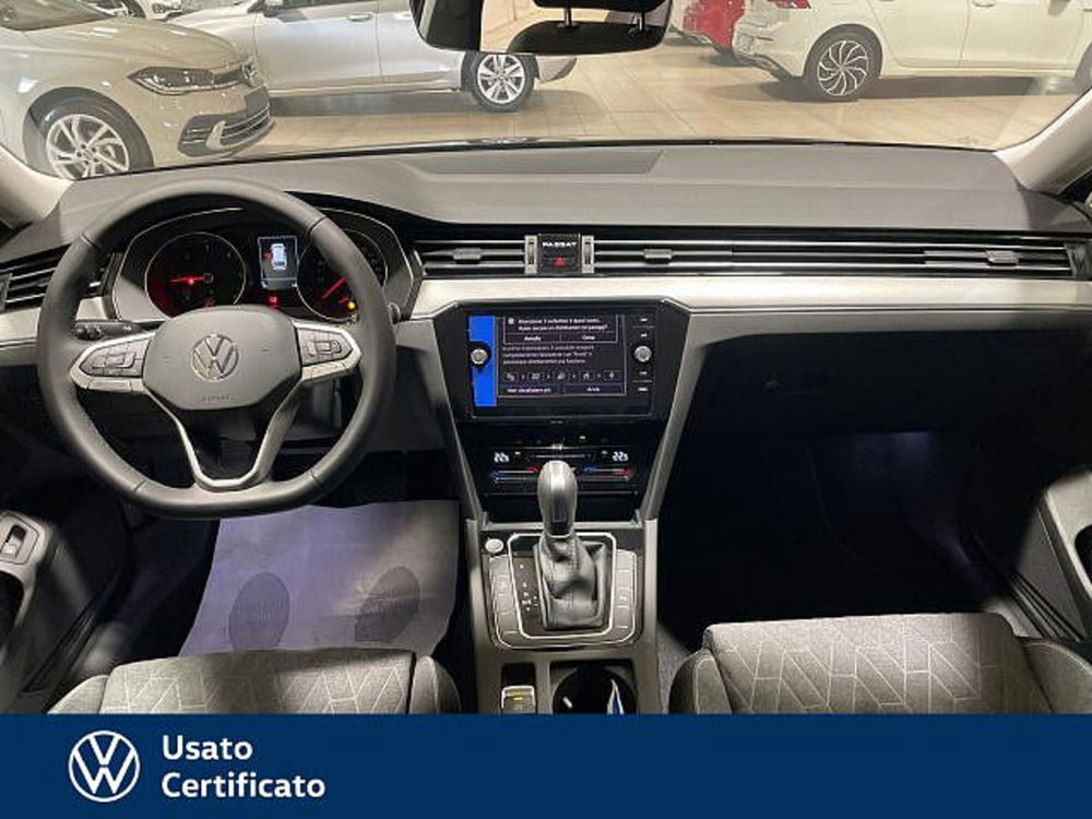 Volkswagen Passat Variant nuova a Vicenza (8)