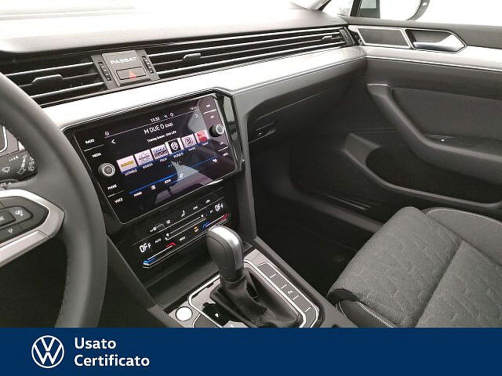 Volkswagen Passat Variant nuova a Vicenza (12)