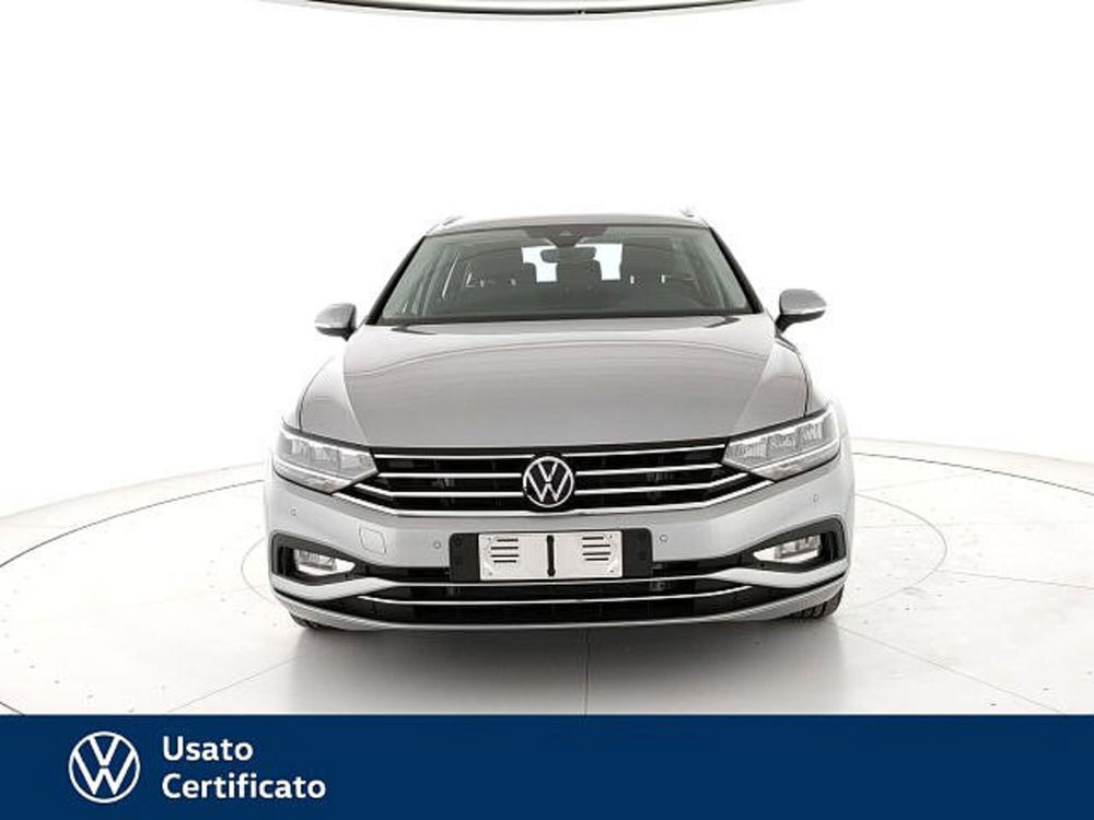 Volkswagen Passat Variant nuova a Vicenza (4)