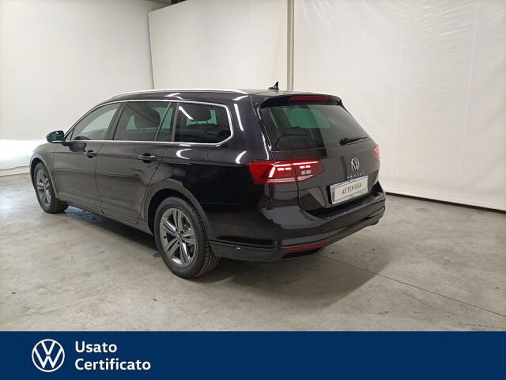 Volkswagen Passat Variant nuova a Vicenza (5)