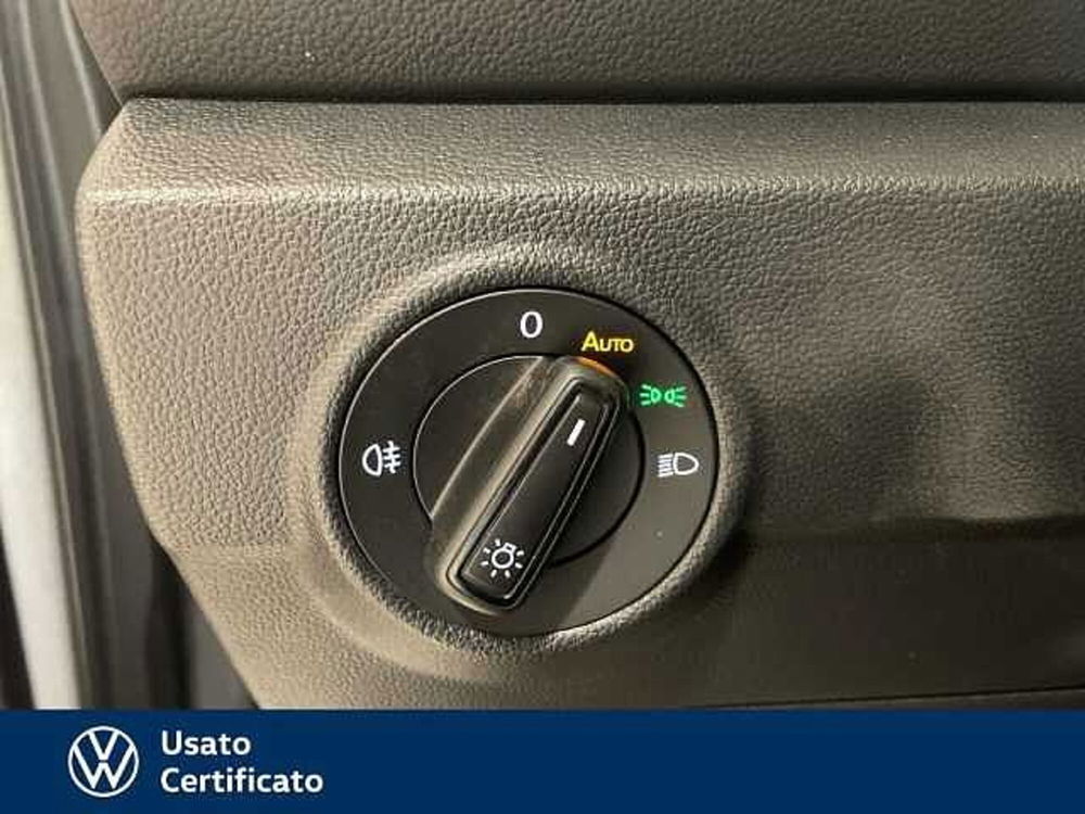 Volkswagen T-Roc usata a Vicenza (14)