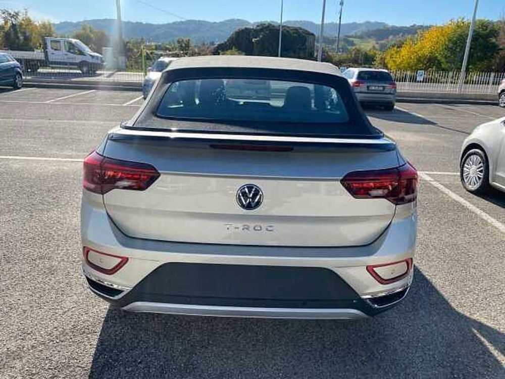 Volkswagen T-Roc Cabrio nuova a Vicenza (5)