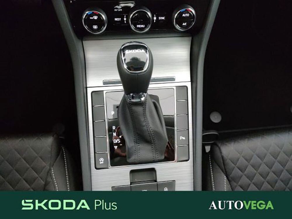 Skoda Superb nuova a Vicenza (12)