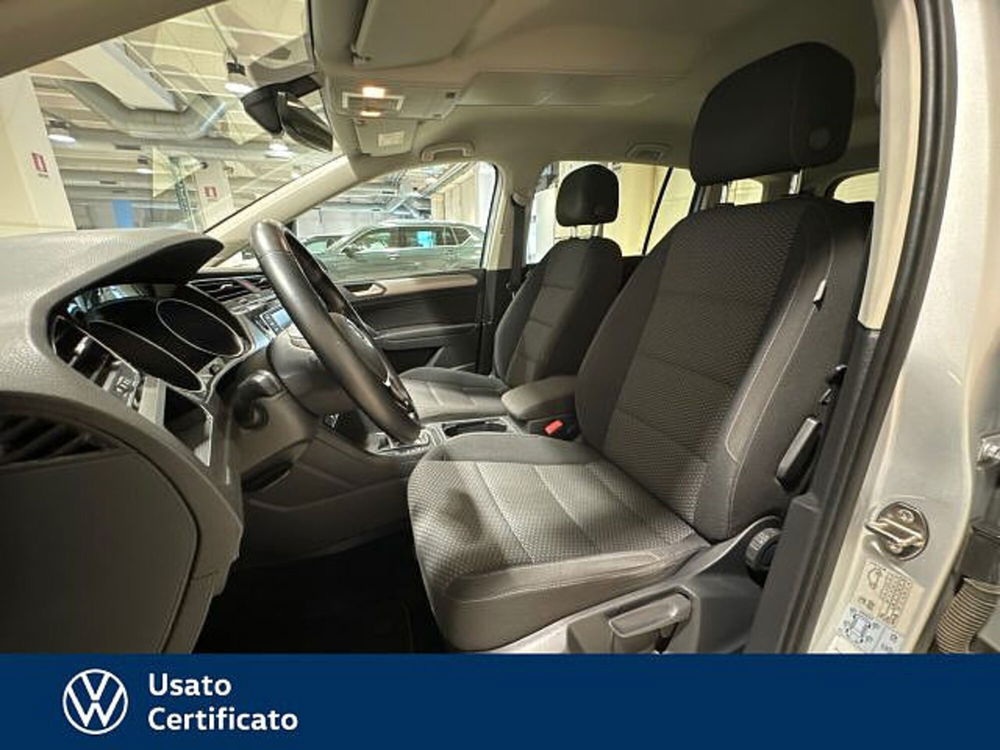 Volkswagen Touran usata a Vicenza (13)