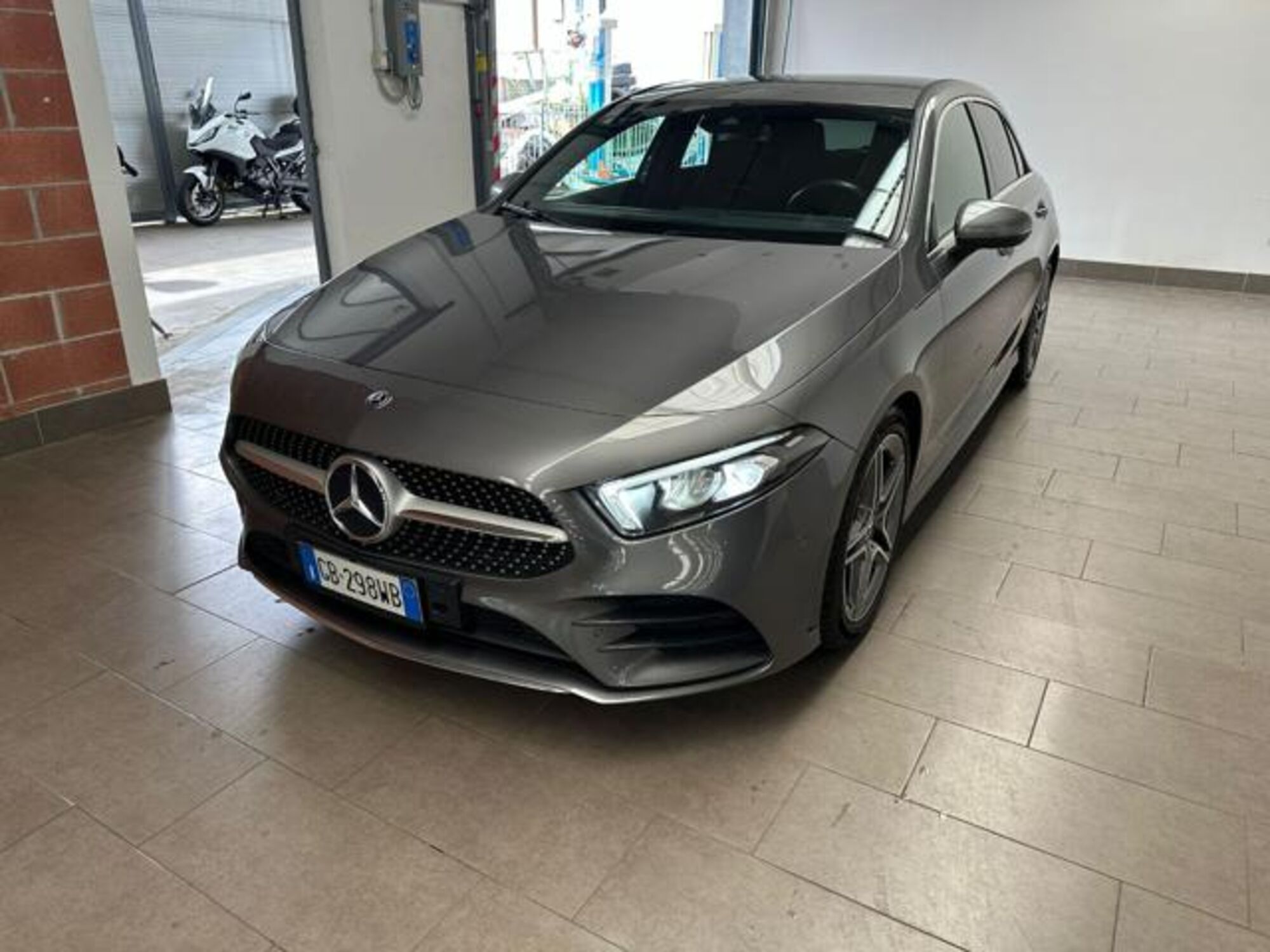 Mercedes-Benz Classe A 220 d Automatic Premium del 2019 usata a Magenta