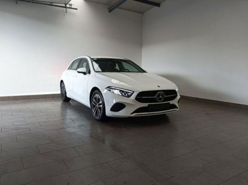 Mercedes-Benz Classe A Sedan 180 Progressive Advanced auto del 2023 usata a Magenta