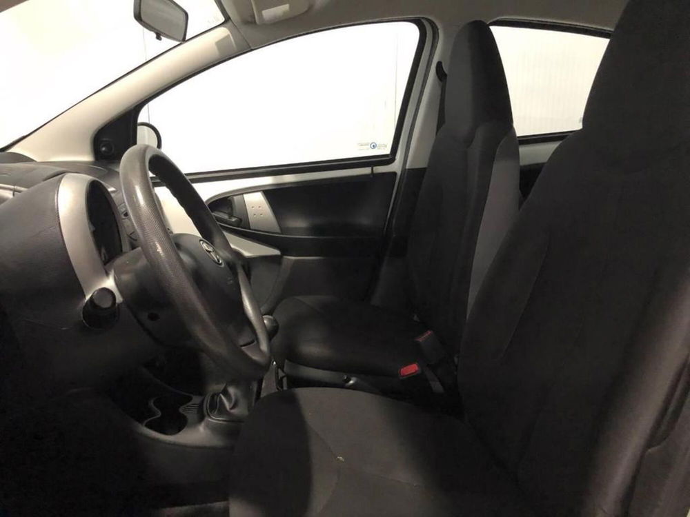 Toyota Aygo usata a Torino (12)