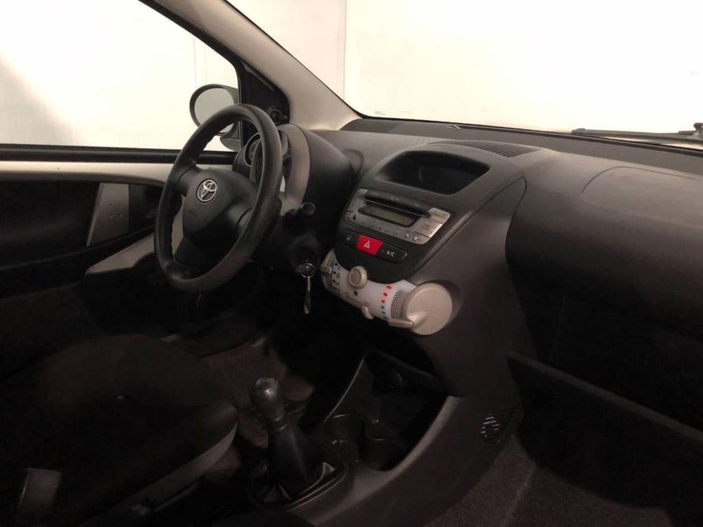 Toyota Aygo usata a Torino (5)