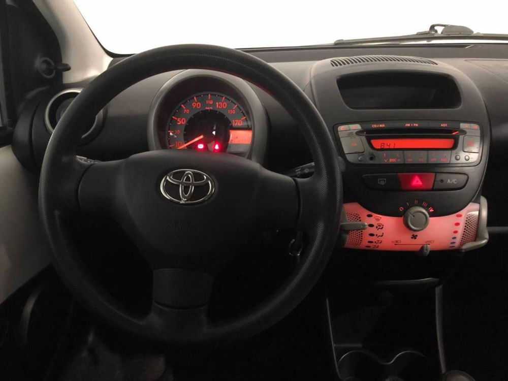 Toyota Aygo usata a Torino (9)