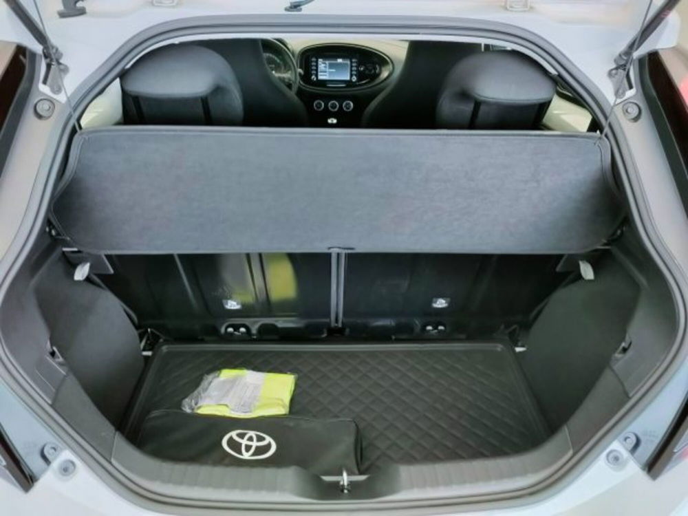 Toyota Aygo X usata a Teramo (5)