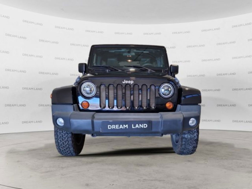 Jeep Wrangler Unlimited usata a Livorno (2)