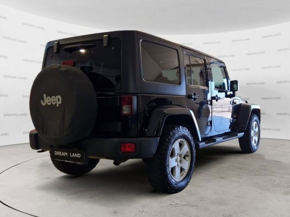 Jeep Wrangler Unlimited usata a Livorno (6)