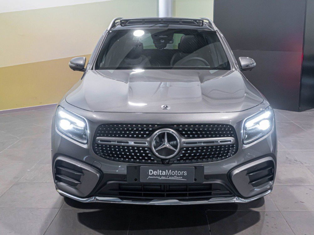 Mercedes-Benz GLB nuova a Ancona (2)