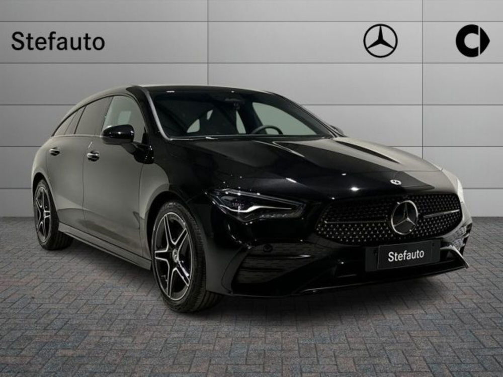 Mercedes-Benz CLA Shooting Brake nuova a Bologna