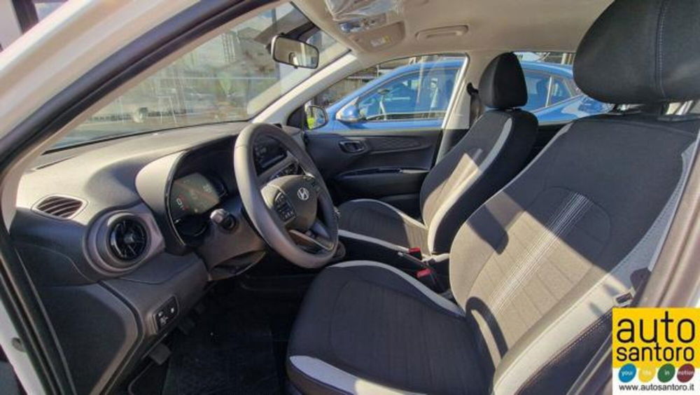 Hyundai i10 nuova a Salerno (10)