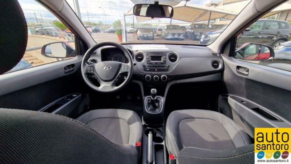 Hyundai i10 usata a Salerno (17)