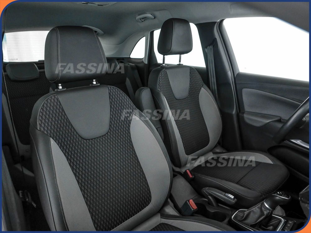 Opel Crossland X usata a Milano (13)