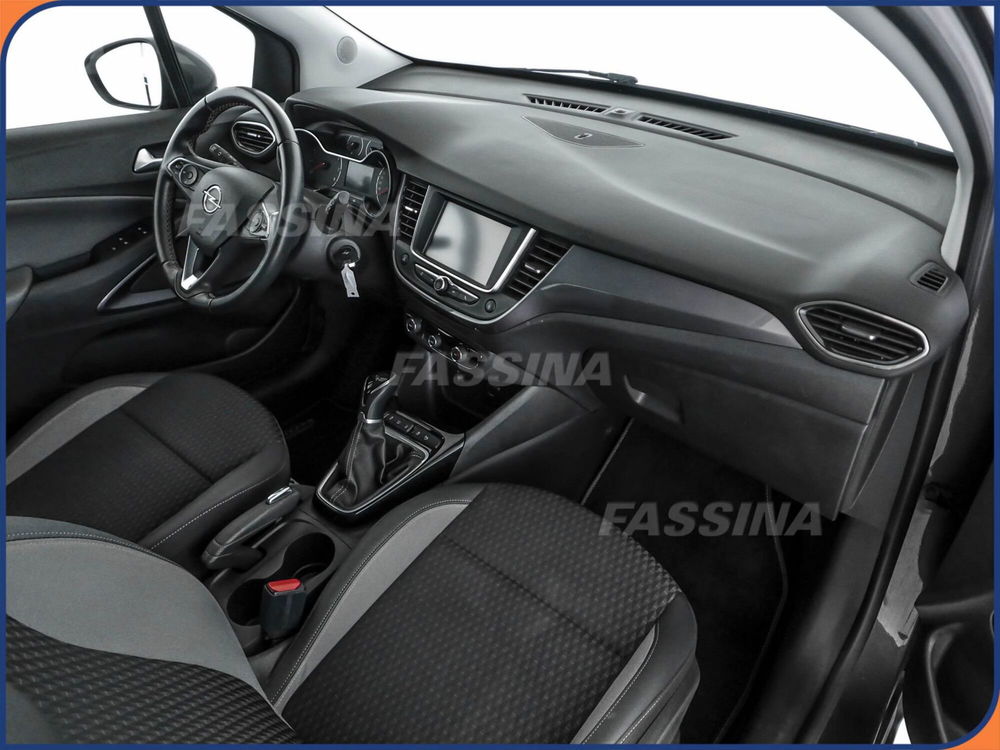 Opel Crossland X usata a Milano (14)