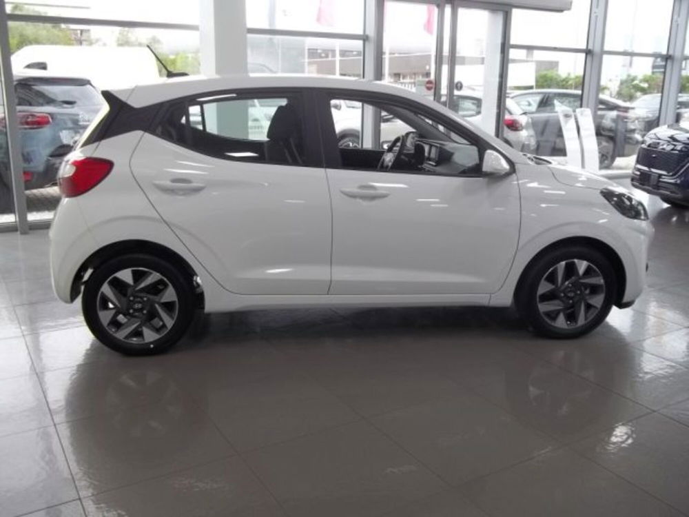 Hyundai i10 nuova a Pisa (3)