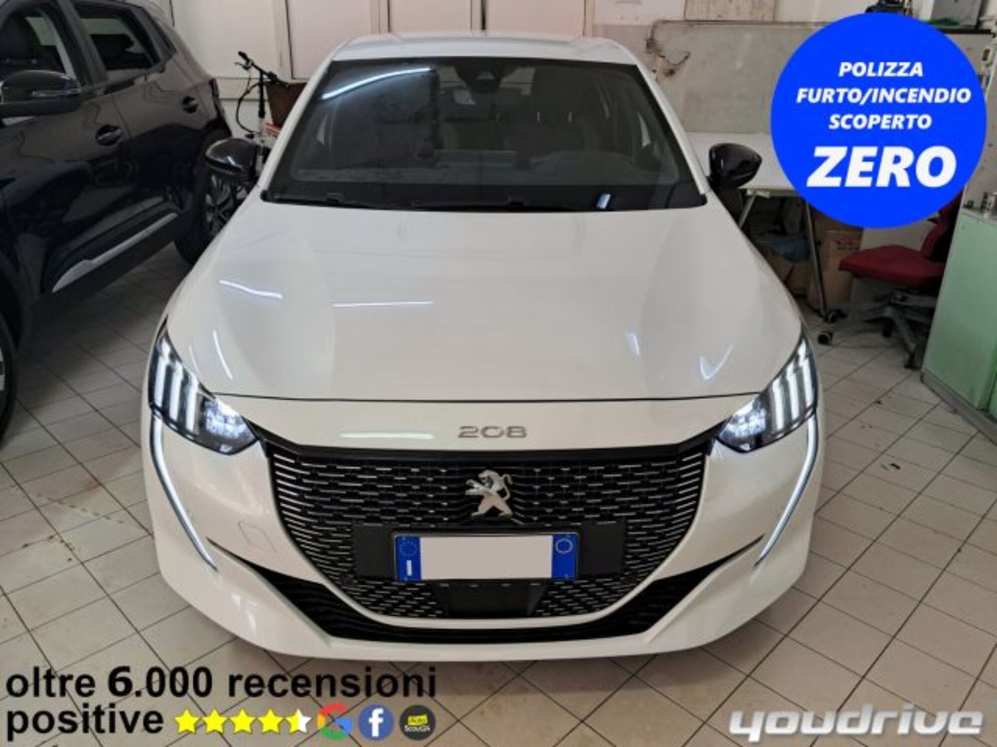 Peugeot 208 PureTech 100 Stop&amp;Start 5 porte GT  del 2022 usata a Nola