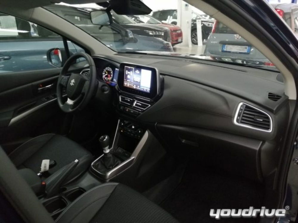 Suzuki S-Cross nuova a Napoli (8)