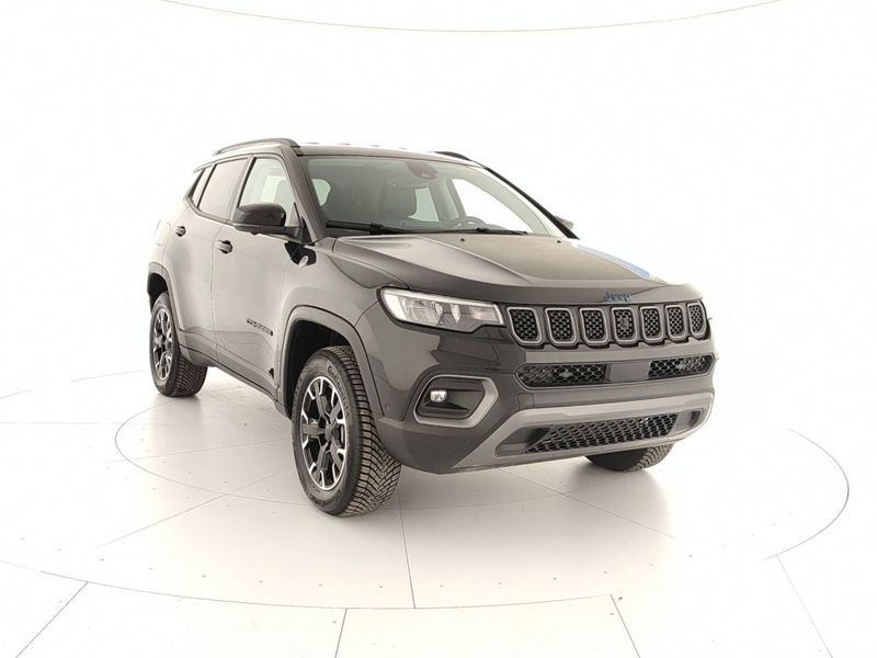 Jeep Compass 1.3 T4 240CV PHEV AT6 4xe Trailhawk  nuova a Caserta