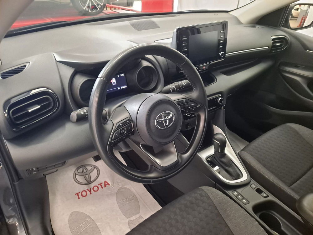 Toyota Yaris usata a Roma (17)