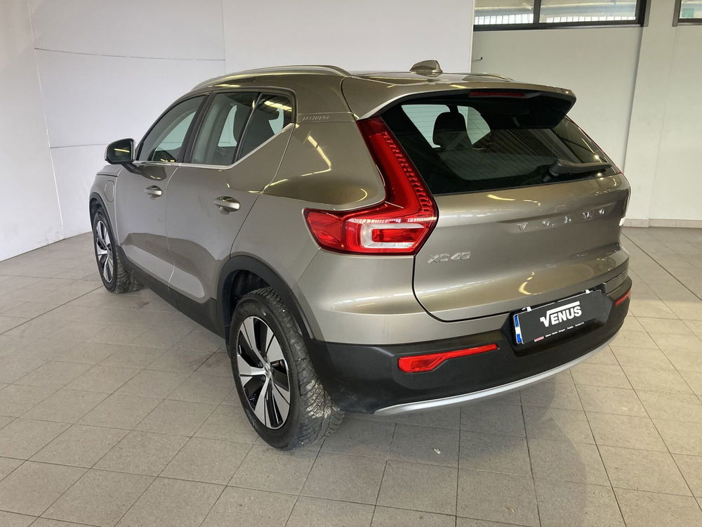 Volvo XC40 usata a Milano (4)