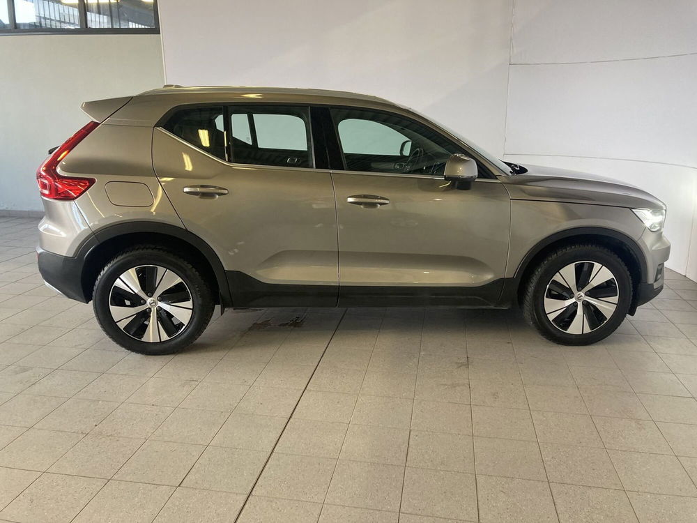 Volvo XC40 usata a Milano (8)