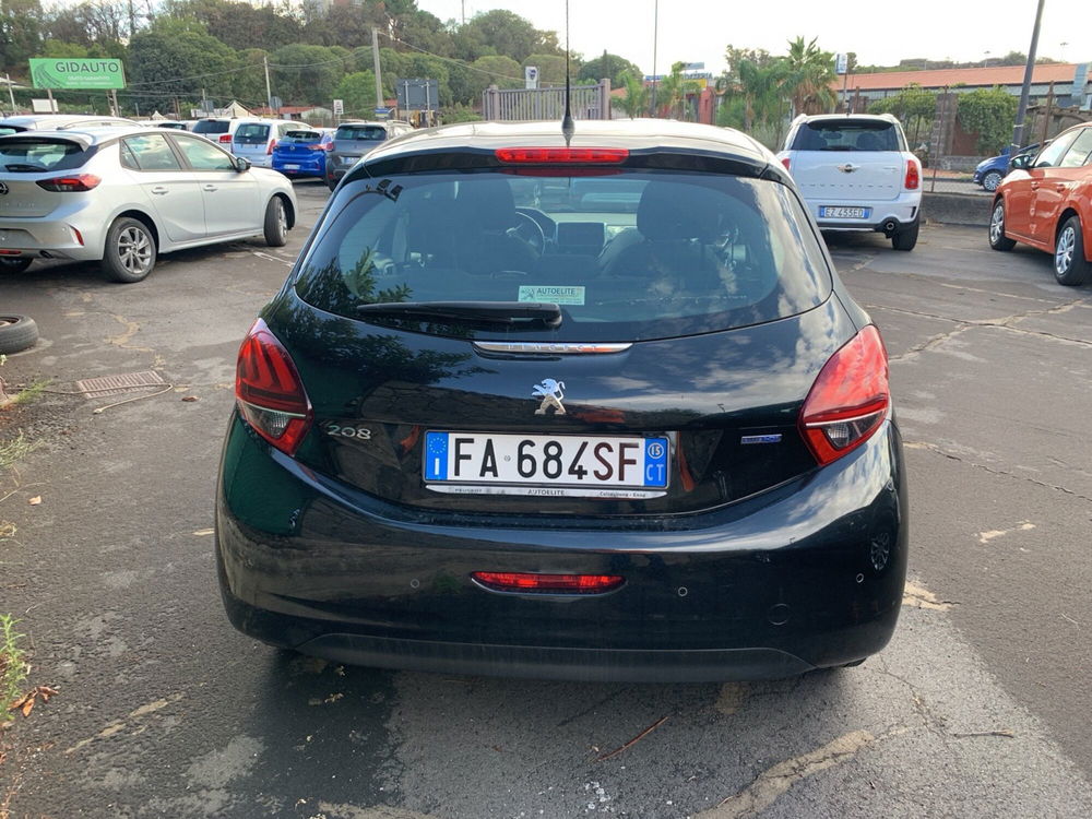 Peugeot 208 nuova a Catania (4)