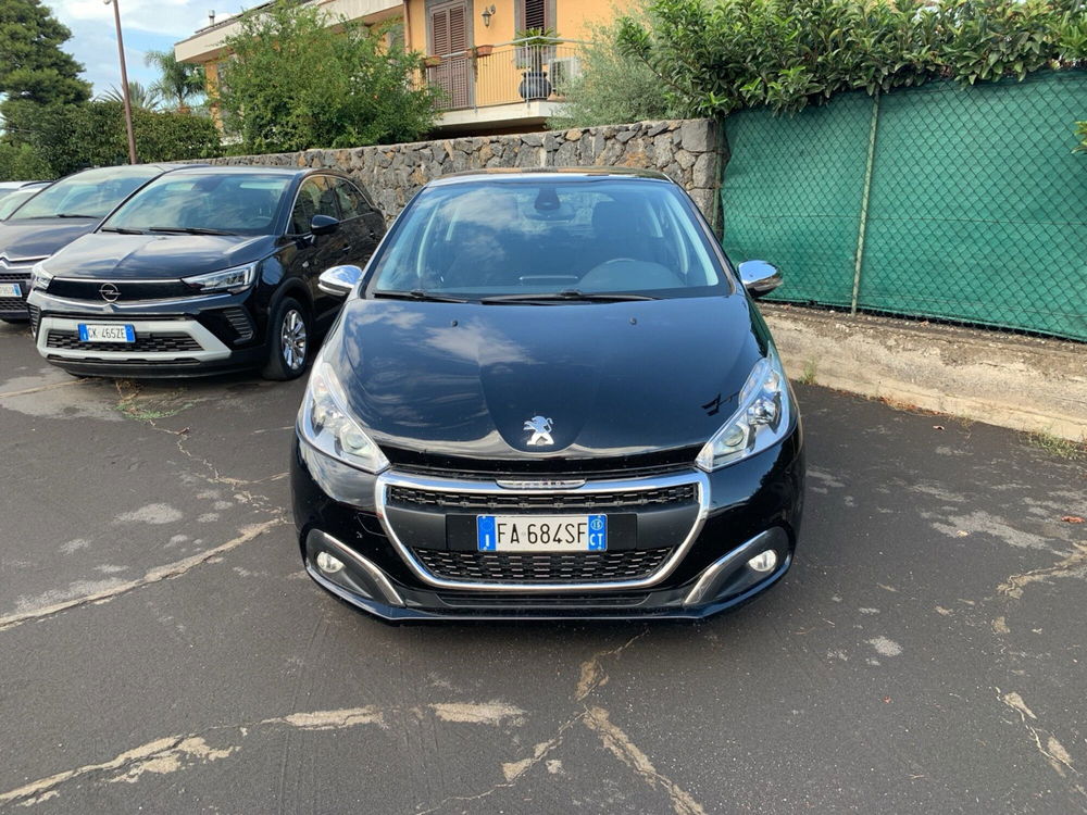 Peugeot 208 nuova a Catania (5)