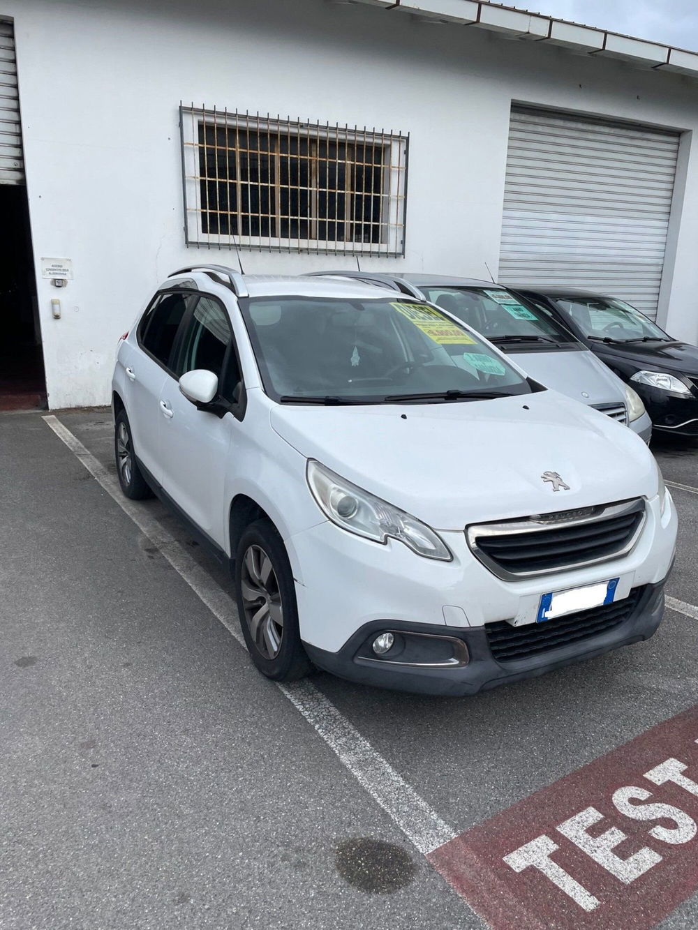 Peugeot 2008 usata a Lucca (3)