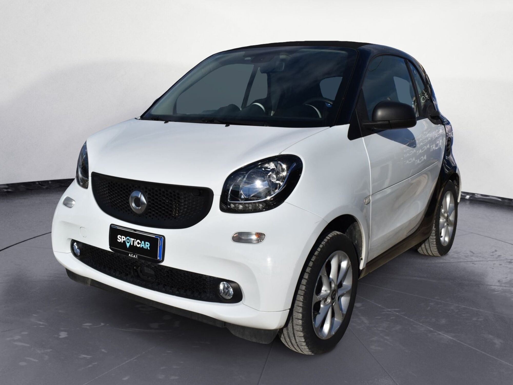 smart Fortwo 70 1.0 twinamic Youngster  del 2018 usata a Catania