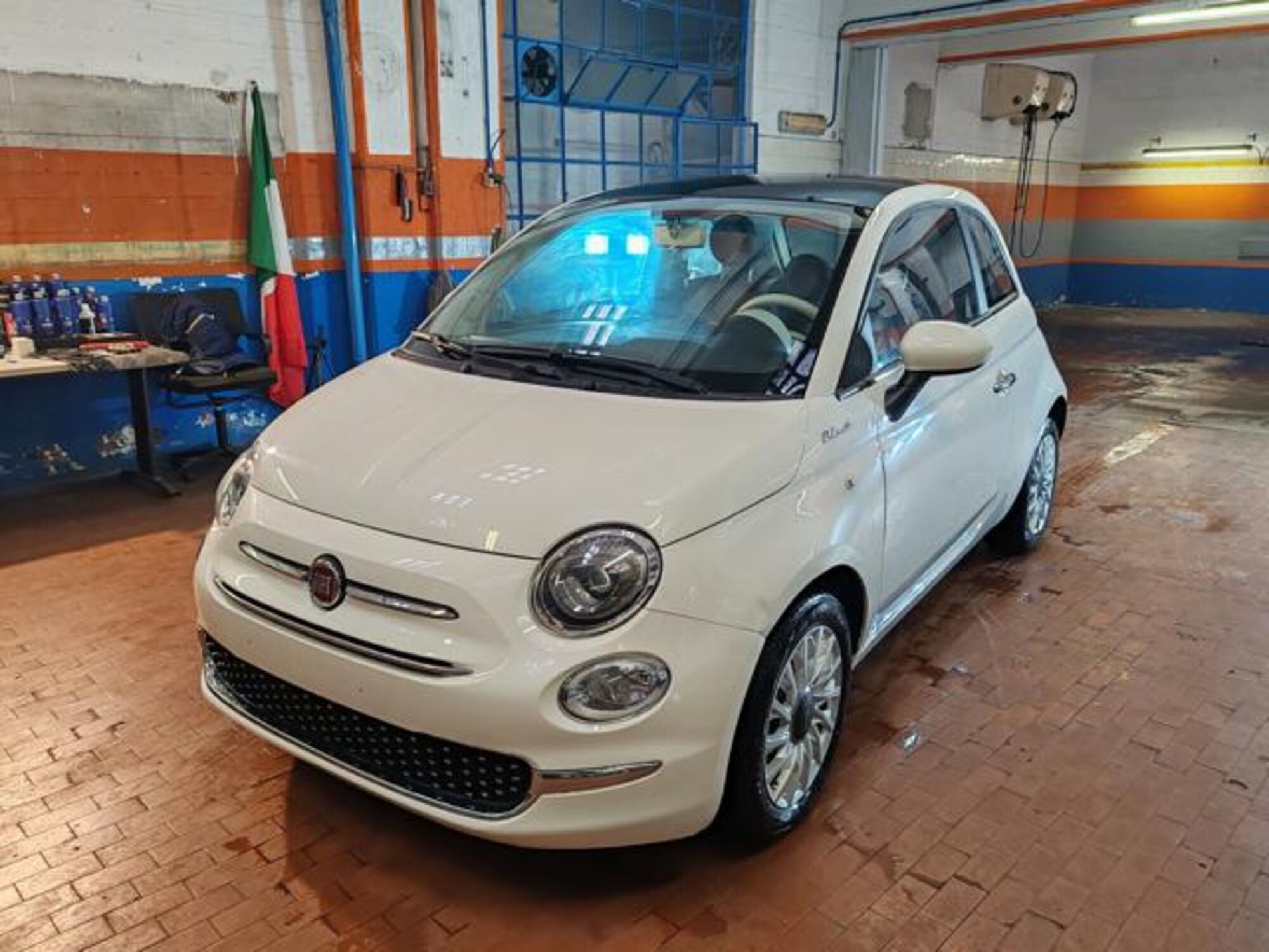 Fiat 500 1.0 hybrid Dolcevita 70cv del 2022 usata a Torino