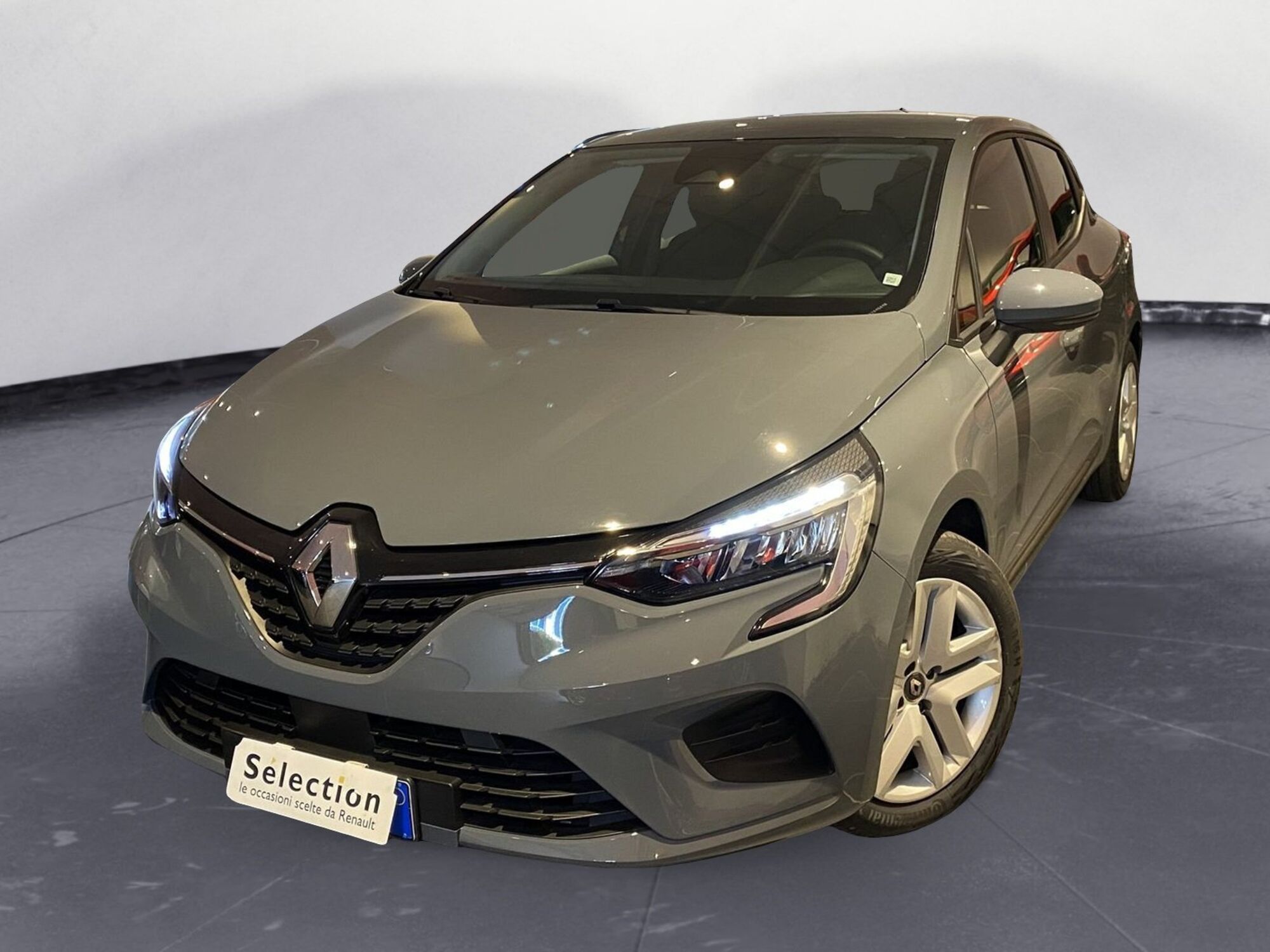 Renault Clio TCe 90 CV 5 porte Zen  del 2021 usata a Meda