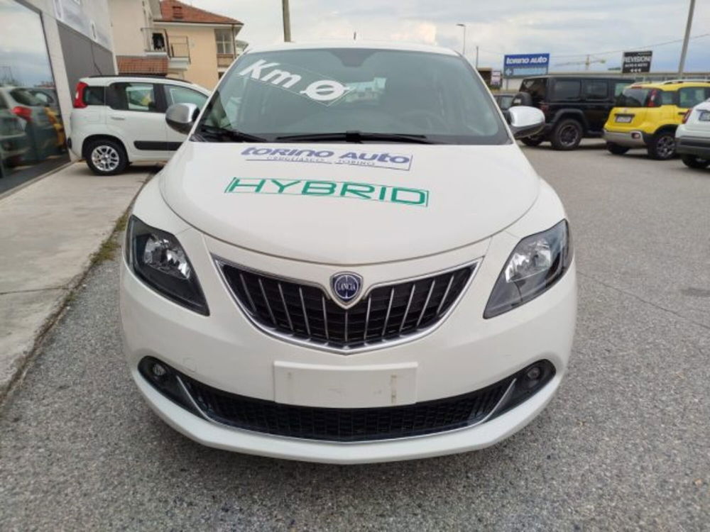 Lancia Ypsilon nuova a Torino (2)