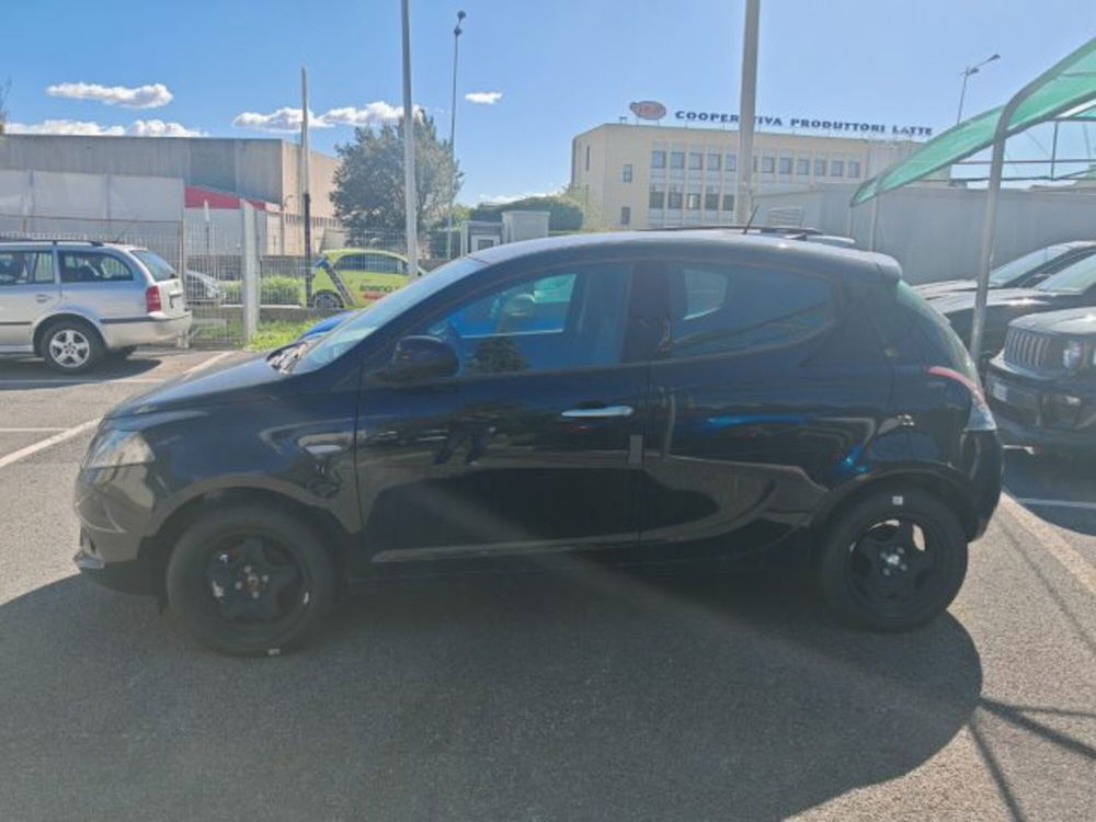 Lancia Ypsilon nuova a Torino (4)