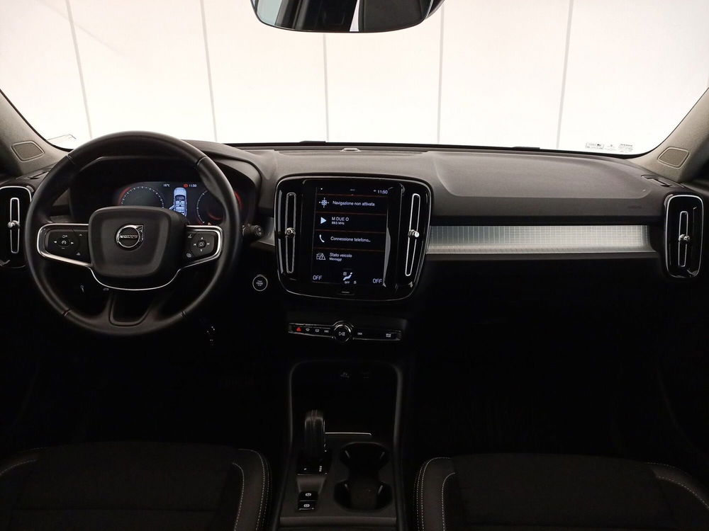 Volvo XC40 usata a Bari (10)